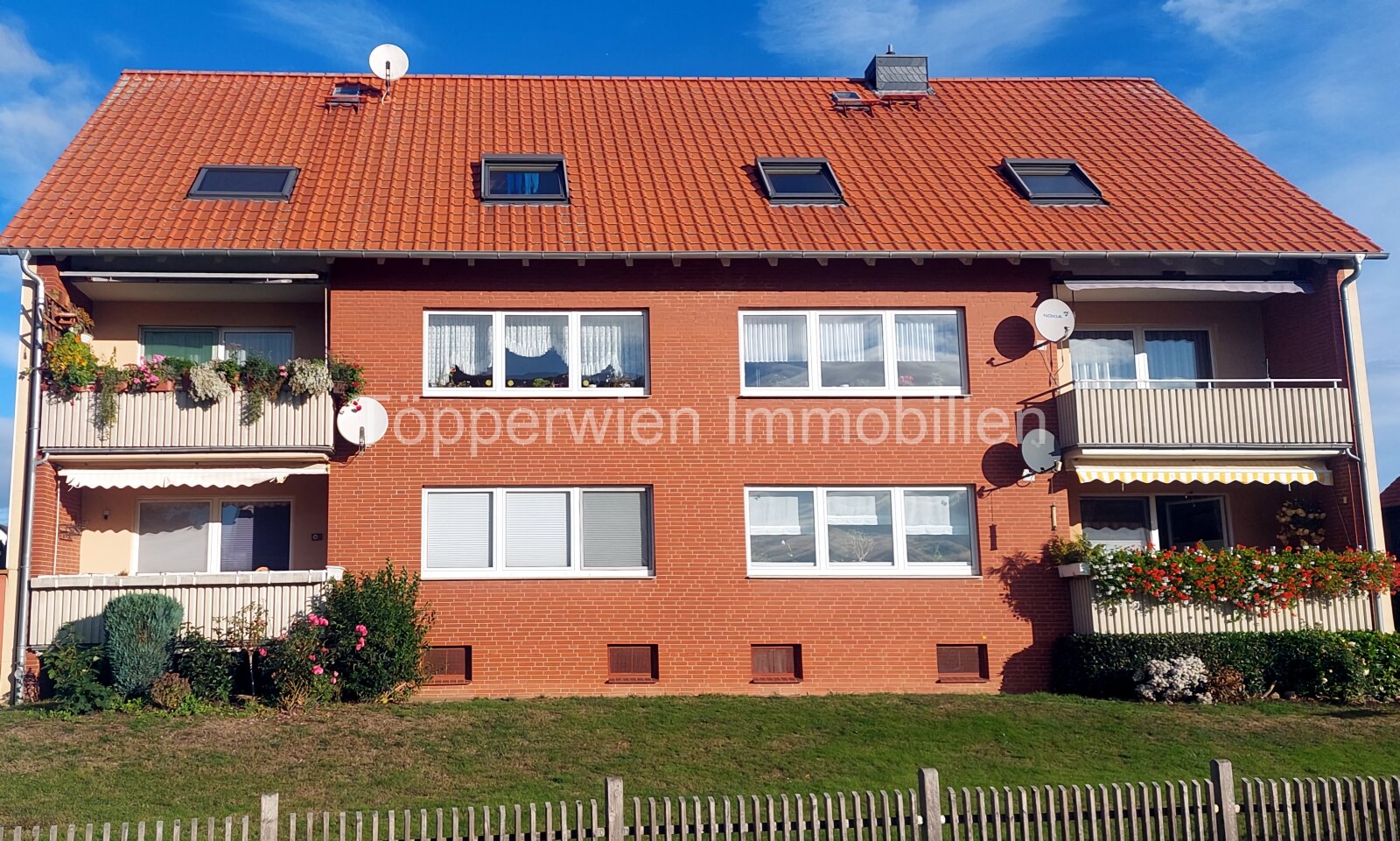 Vermietetes 6-Familienhaus, ihre Chance auf stabile Rendite Vermietetes 6-Familienhaus, ihre Chance auf stabile Rendite