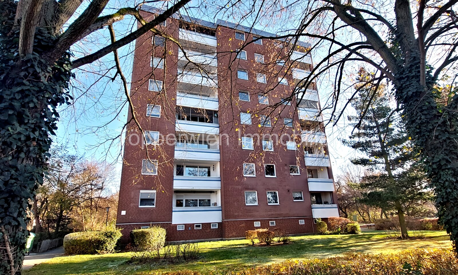 Provisionsfrei! Solide Kapitalanlage zum fairen Preis, Eigentumswohnung mit 4 Zimmern und Balkon Provisionsfrei! Solide Kapitalanlage zum fairen Preis, Eigentumswohnung mit 4 Zimmern und Balkon